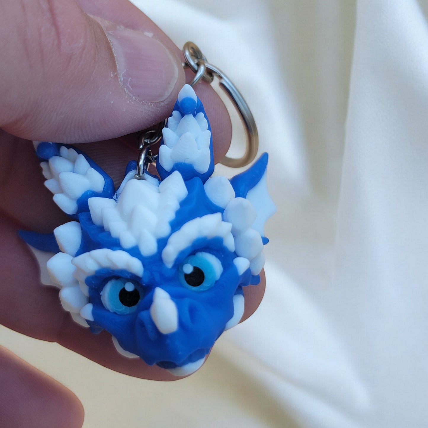 Blizzard Dragonhead Keychain